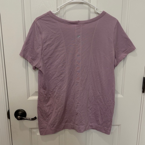 Lululemon Swiftly Tech Short-Sleeve Shirt 2.0 in Lavender Frost - Picture 3 of 5